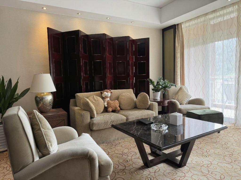 New Century Grand Hotel Xuzhou Exterior photo