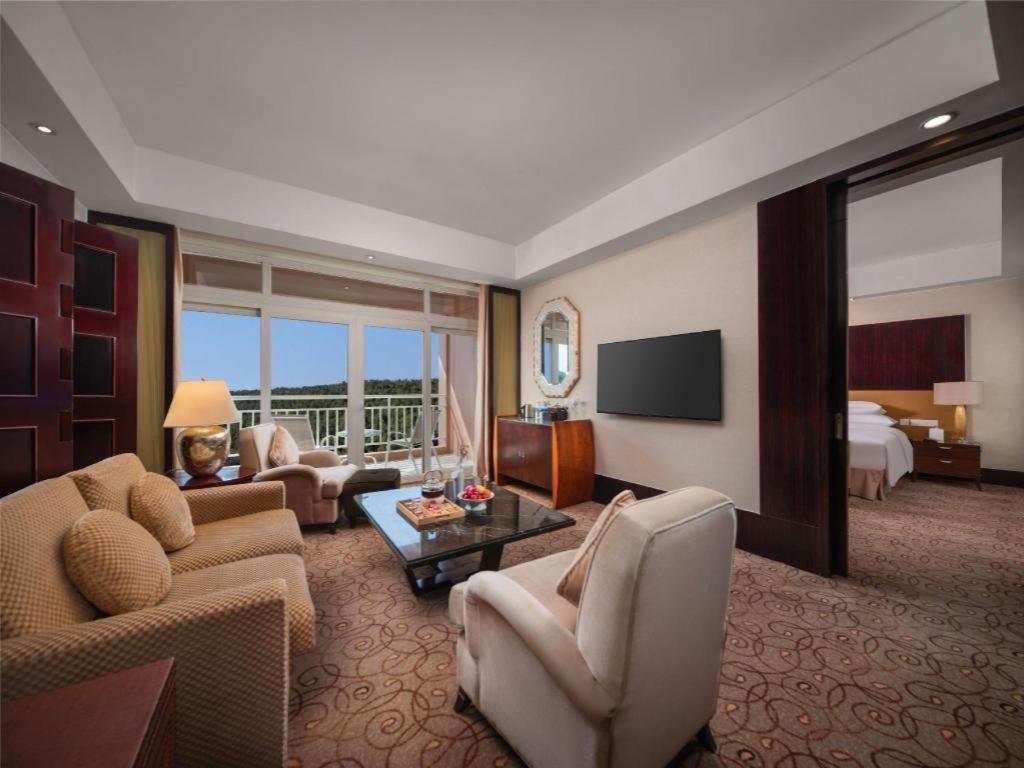 New Century Grand Hotel Xuzhou Exterior photo
