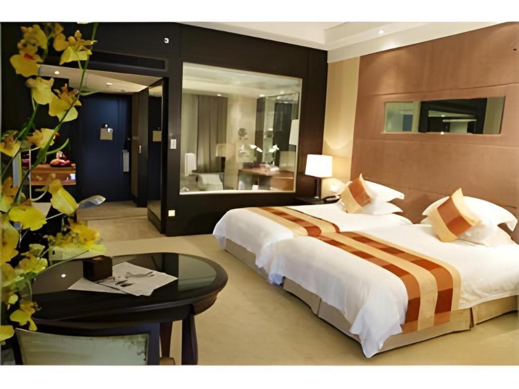 New Century Grand Hotel Xuzhou Exterior photo
