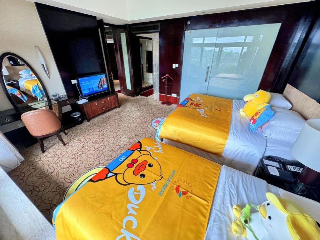 New Century Grand Hotel Xuzhou Exterior photo