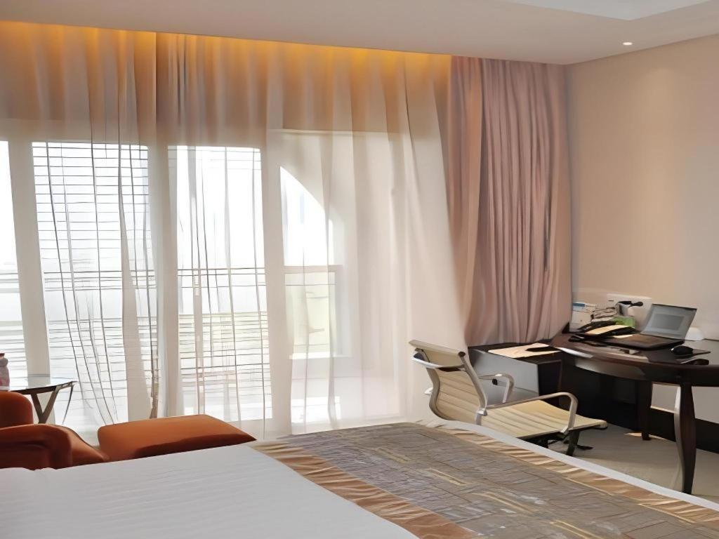 New Century Grand Hotel Xuzhou Exterior photo